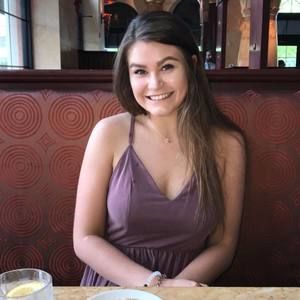 Meet your Posher, Olivia